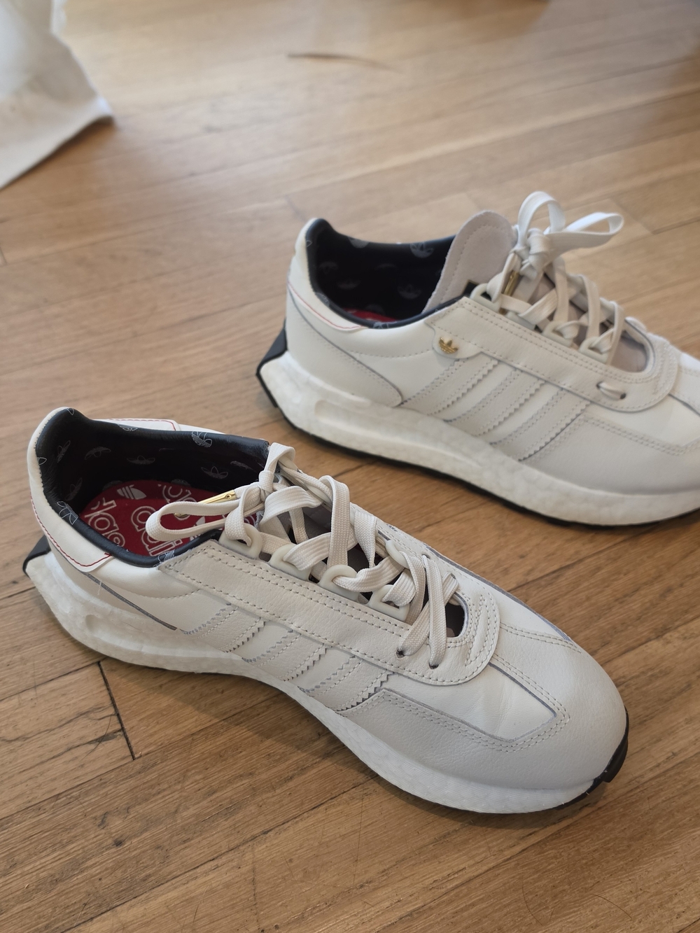 Adidas Retropy E5 Running Shoes Women's Size 7 Off White Leather